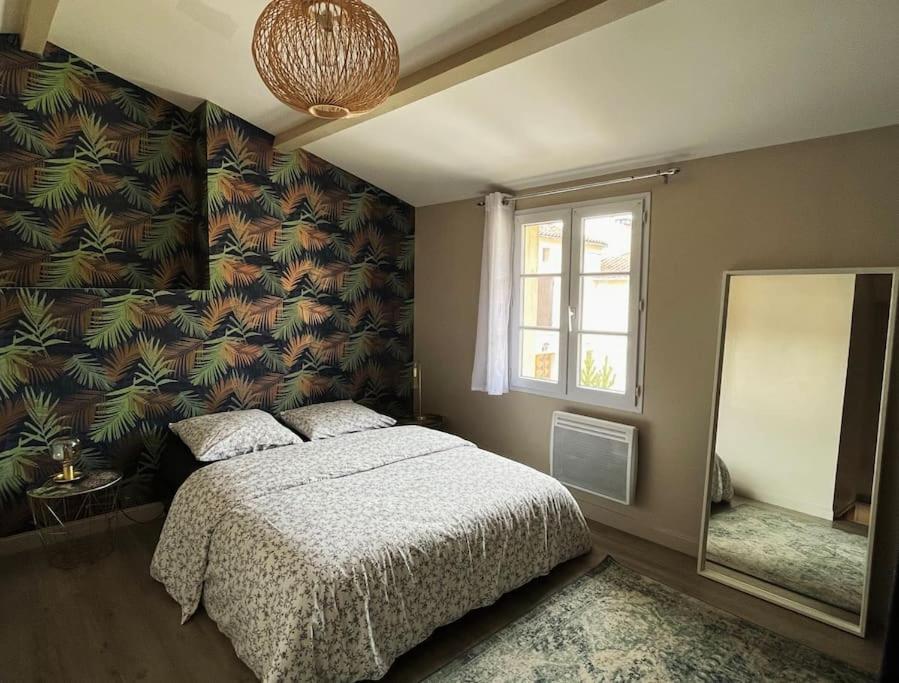 Maison Cosy Avec Parking Gratuit Jarnac Luaran gambar